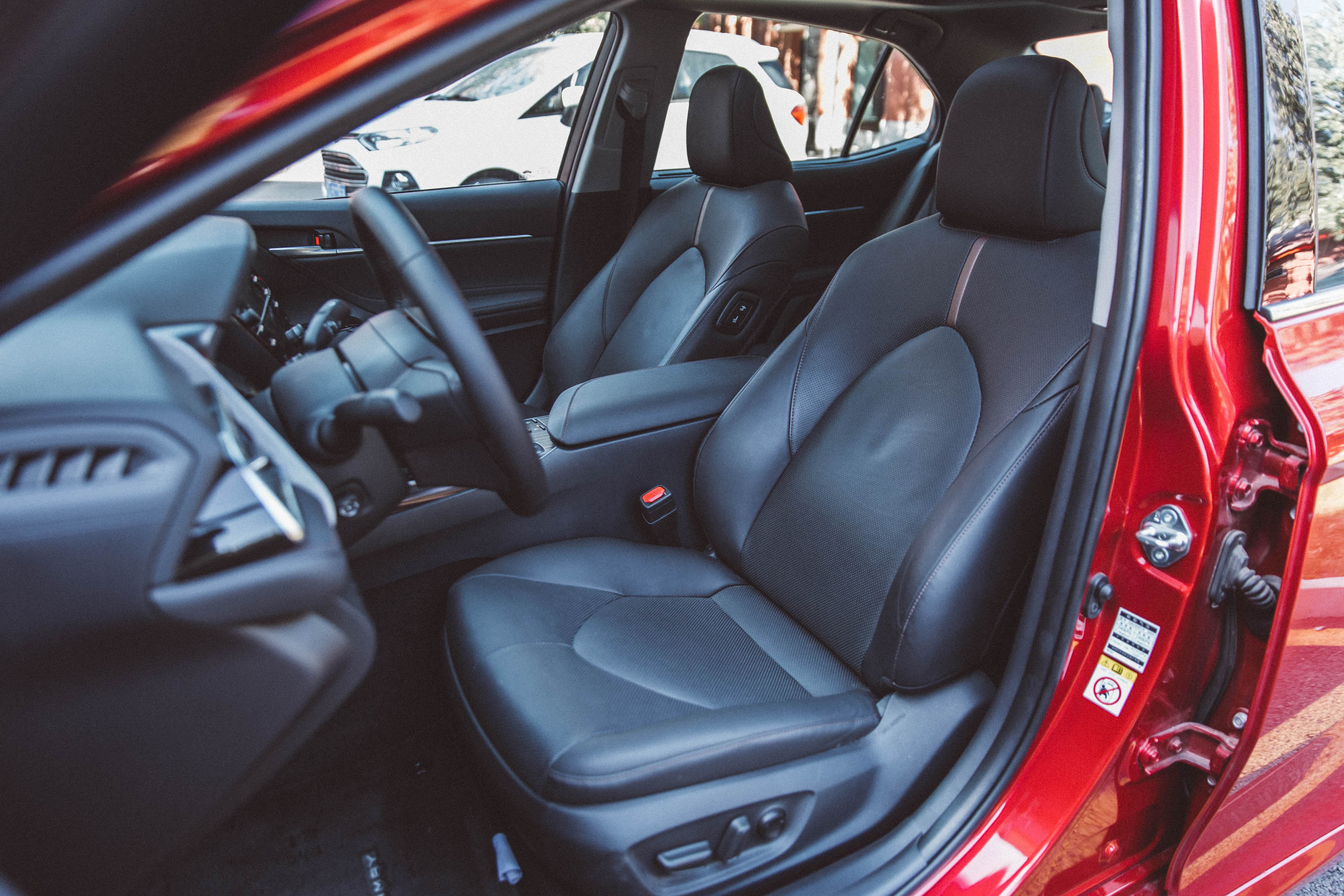 平衡的艺术 试驾第八代凯美瑞2.5g豪华版