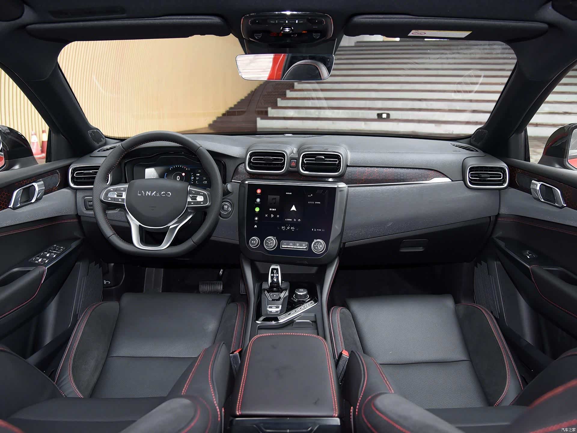 领克03又有大动作,首付只需2.4万,车价破新低