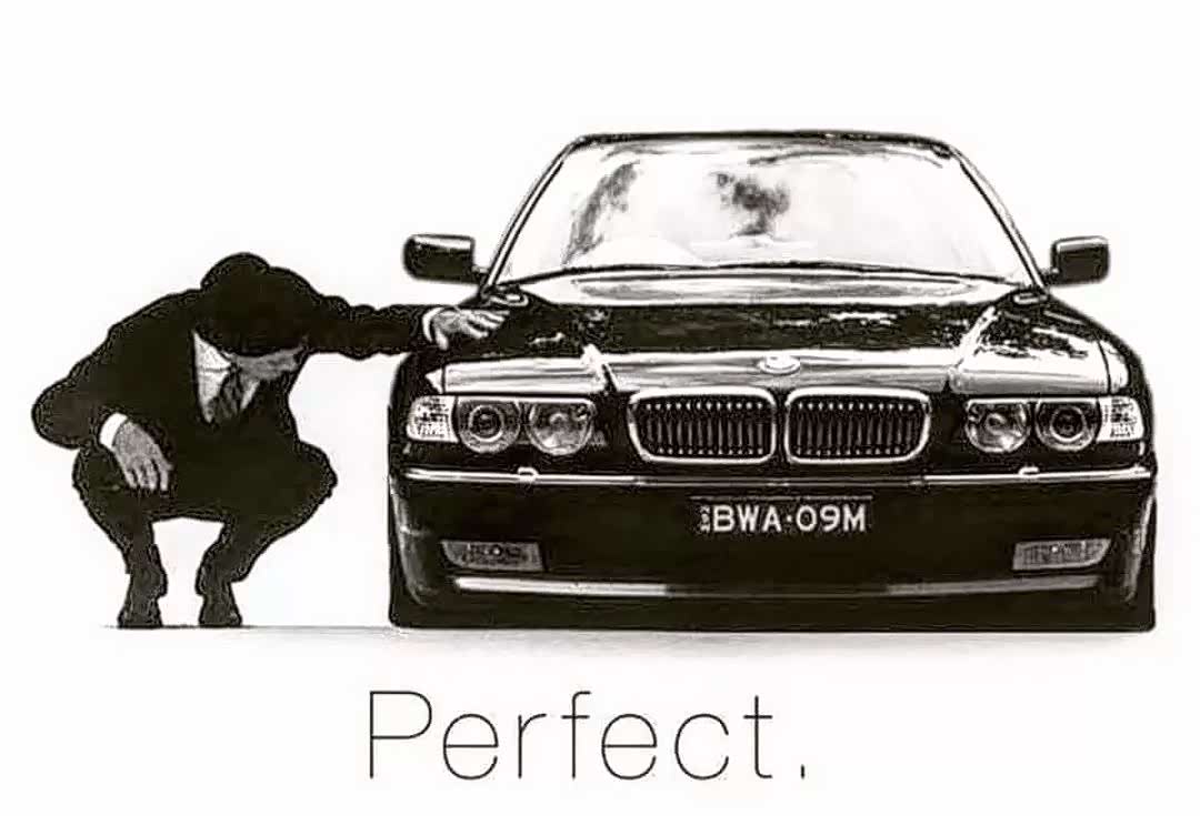 怪不得现在很多80,90后的年轻人都迷上e38这样的老货.▼当年e38宝马