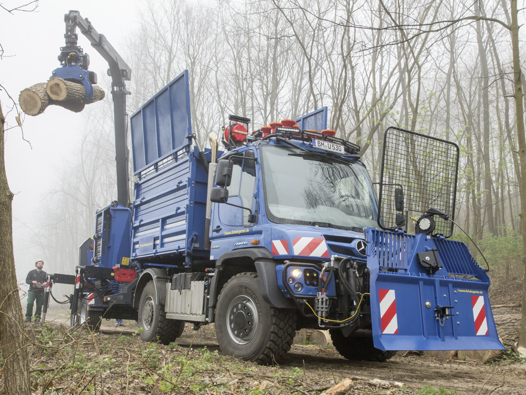 【直击汉诺威车展】百变金刚——乌尼莫克u530