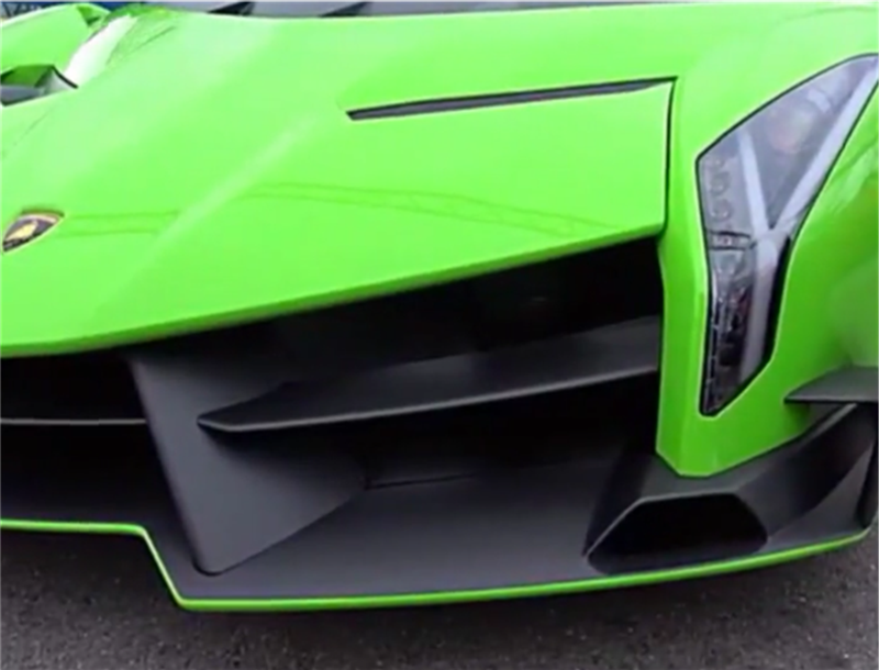 2312万兰博基尼毒药现街头全车苹果绿28秒破百
