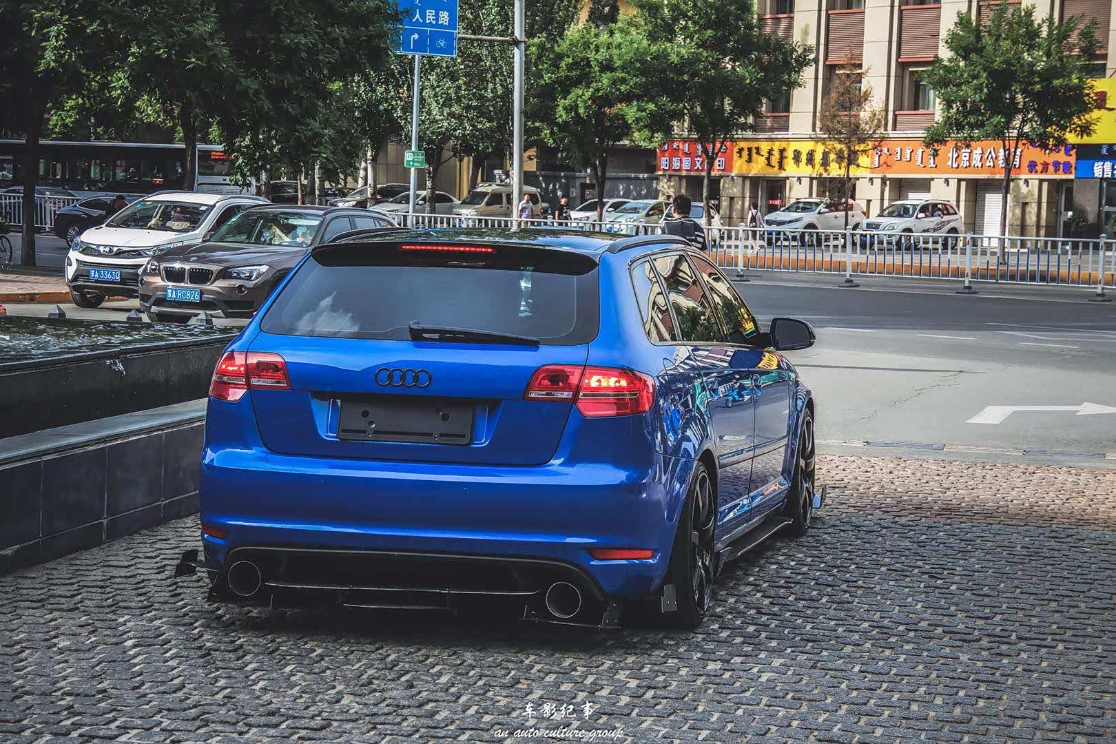 两厢版a3本身就有小钢炮气质改装后更是比rs3还要帅