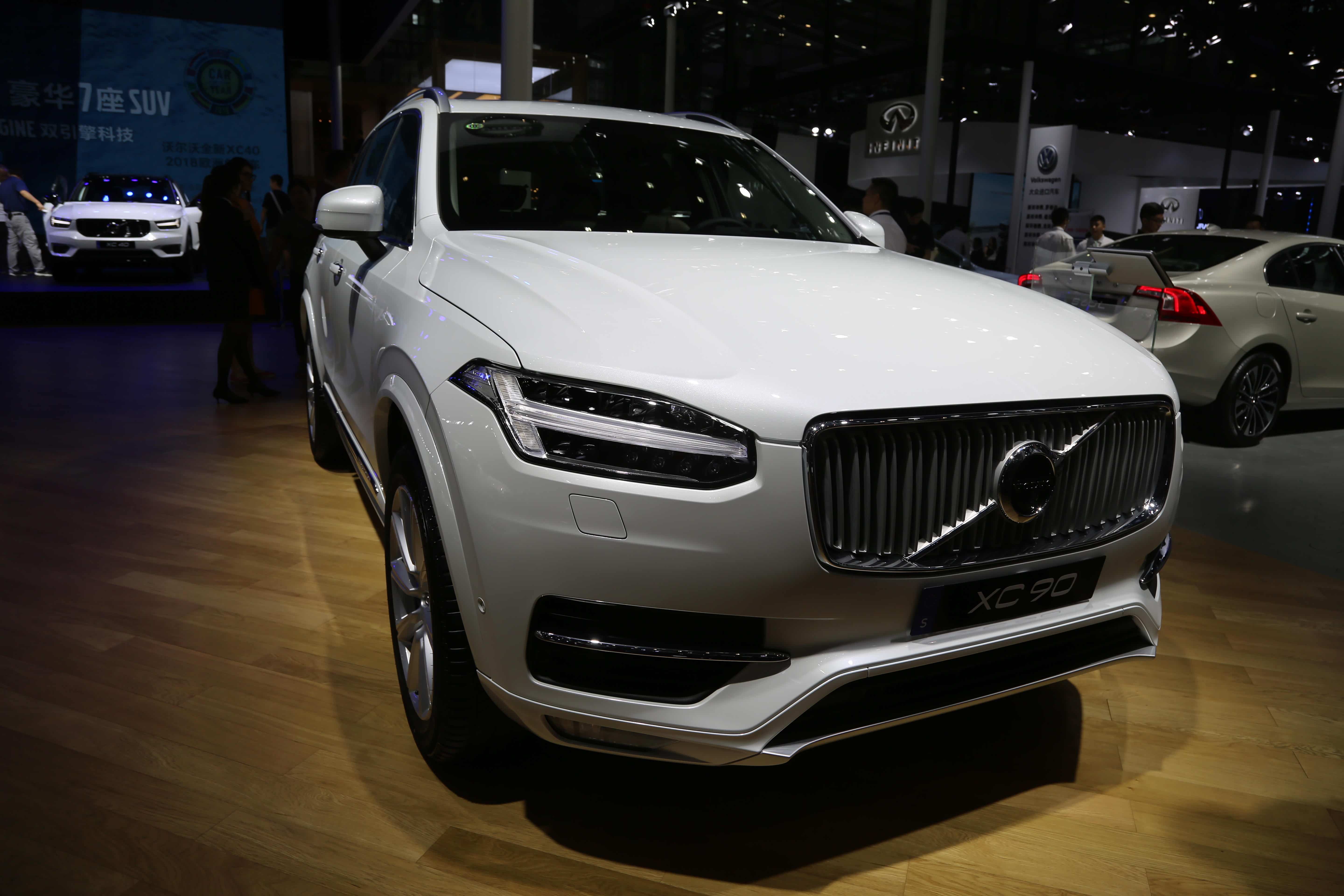 承袭北欧经典调价后降至60万级别实拍沃尔沃xc90豪华suv