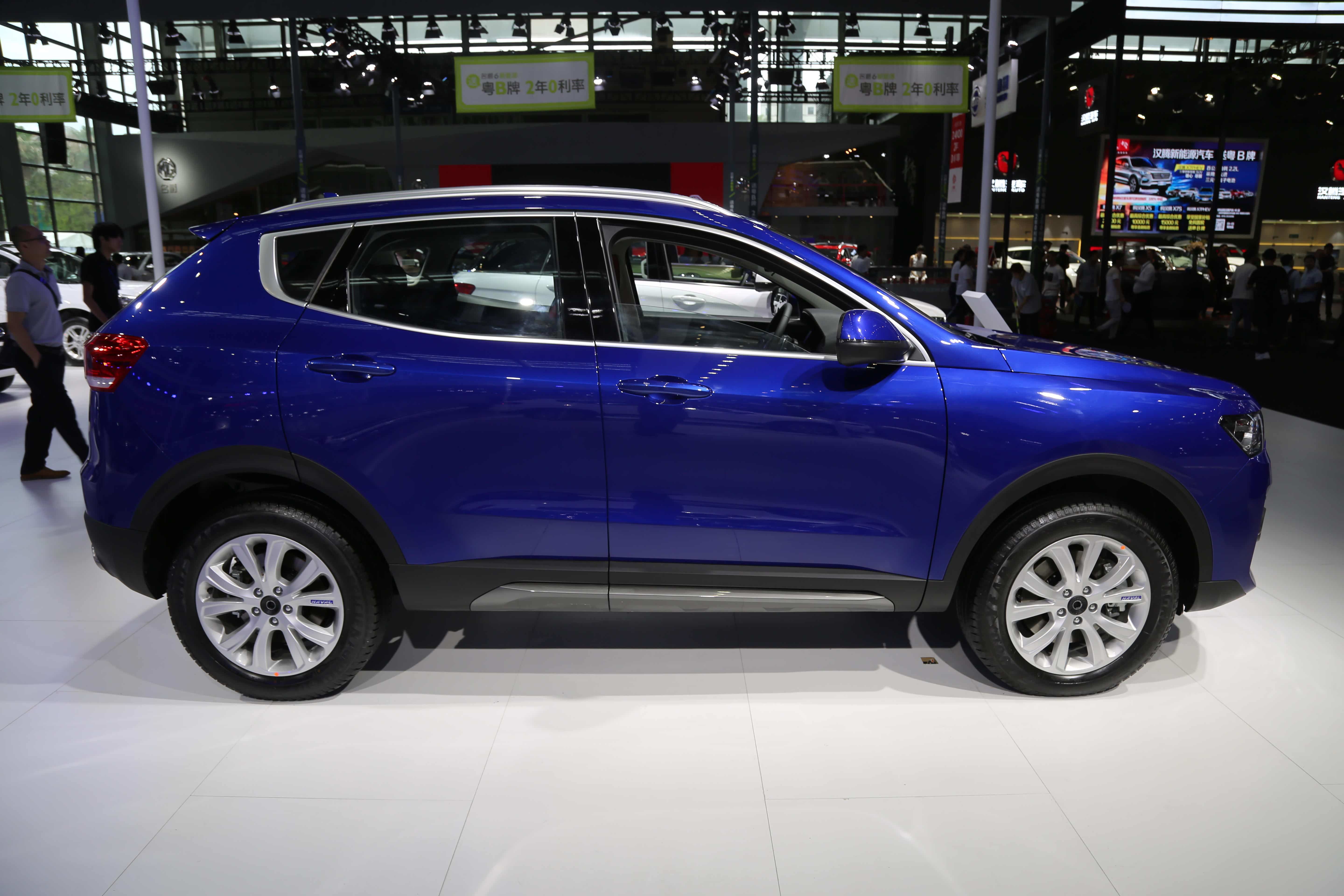 哈弗h4 蓝标版,12万级别紧凑型suv,车展实拍!