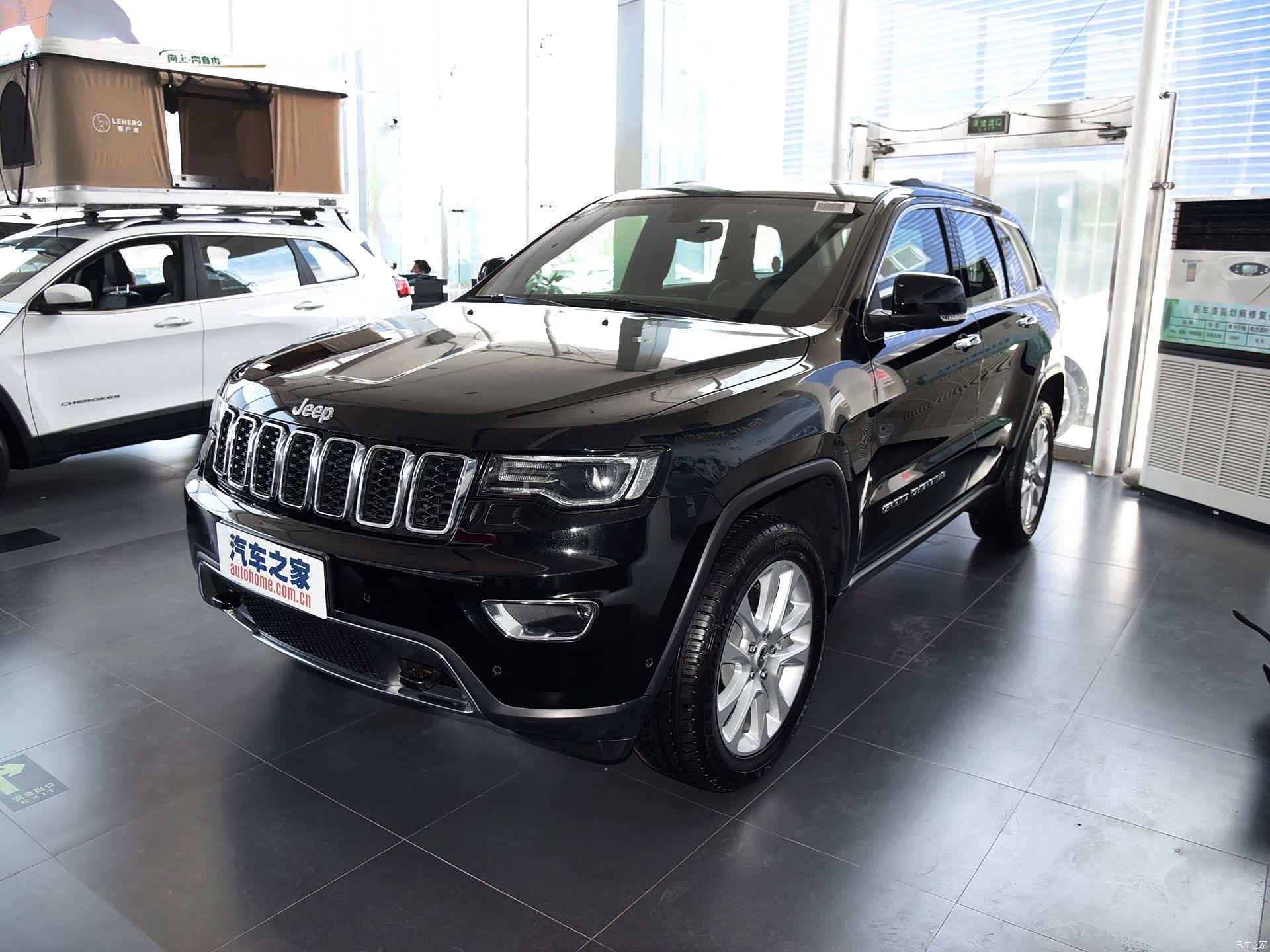 jeep   大切诺基(进口)   2017款 3.0l 舒享导航版