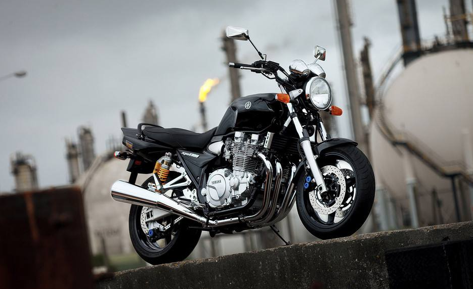 摩托车防盗费心思买了摩托车盗抢险照样丢车骑士这样做最放心