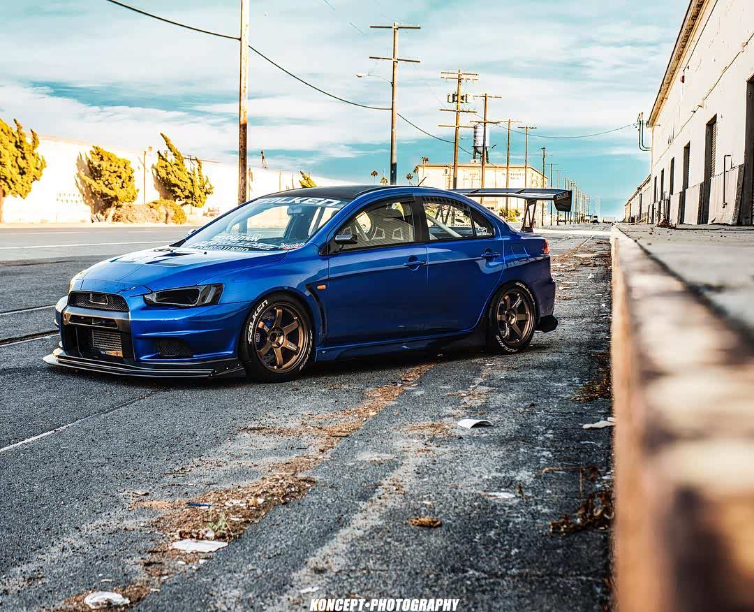 三菱evo Ⅹ爆改氮气加速,变身"独眼龙"才是街霸最帅的样子!