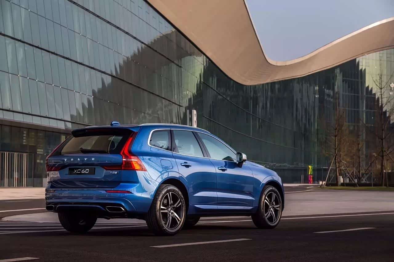 全新xc60买哪款? 36.99万元的入门两驱就很美
