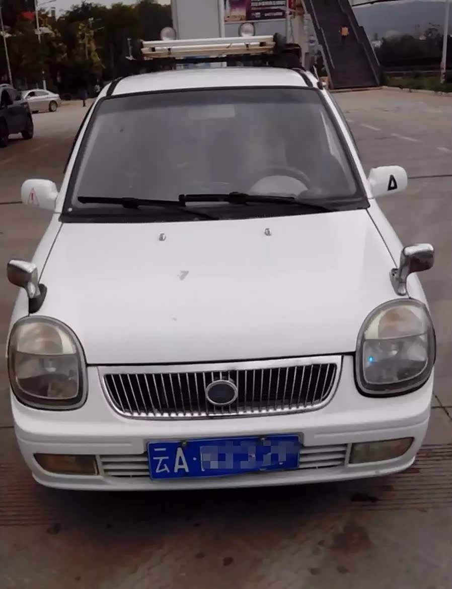 6000块买辆二手车 小姑娘看到我直哆嗦