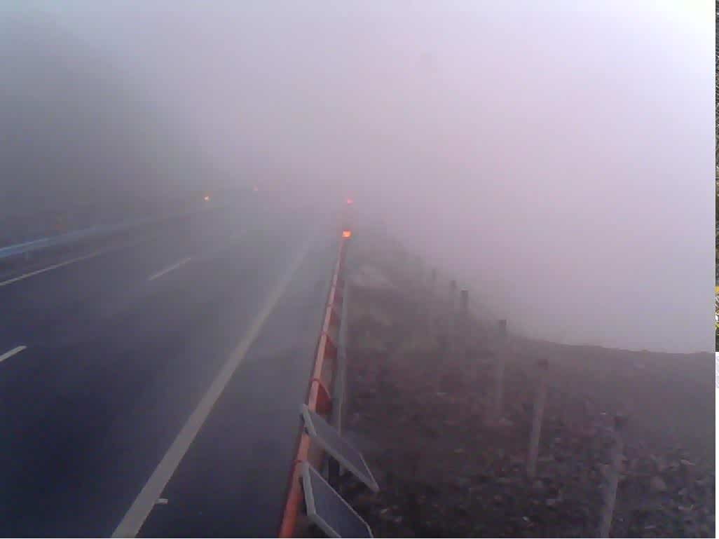 2017年11月8日早上7时30分,河南永登高速周口太康段151至155公里( 