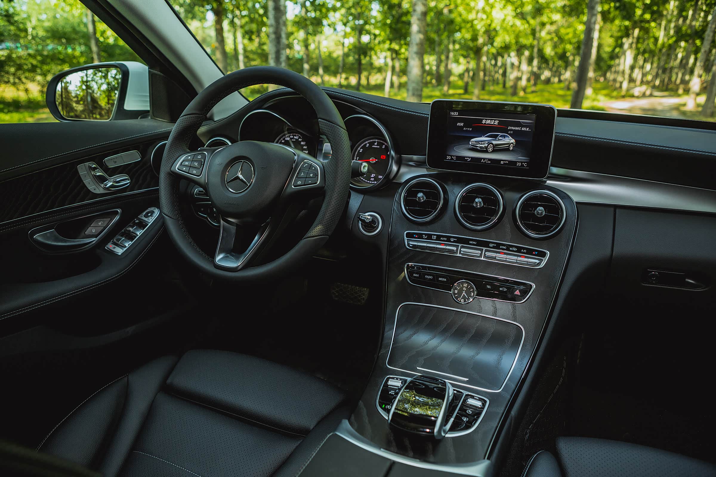 【酷车】9速之争 梅赛德斯-奔驰c200l 4matic